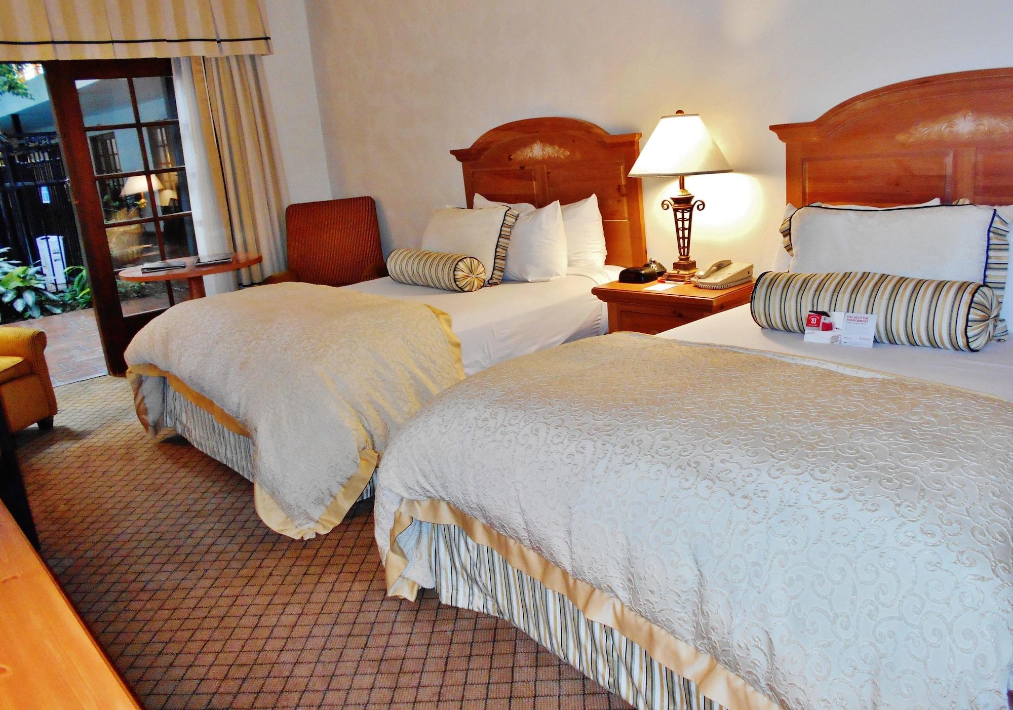 Ramada By Wyndham Las Cruces Hotel & Conference Center Buitenkant foto